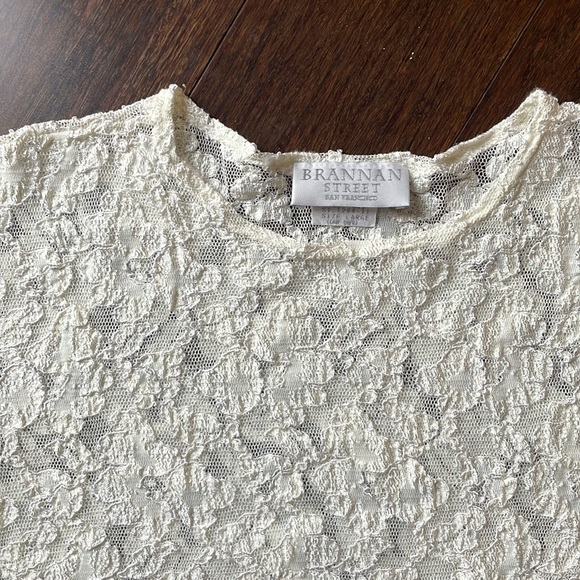 Vintage White Lace Short Sleeve T Shirt Blouse Size Medium - Picture 2 of 6